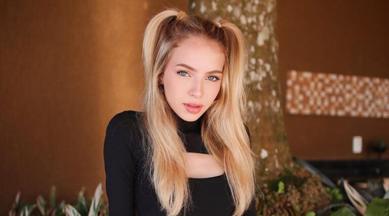 Fernanda Schneider 7 1