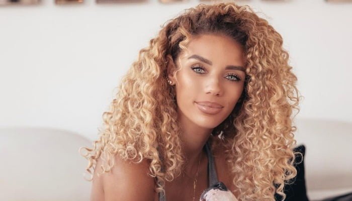 Jena Frumes 6