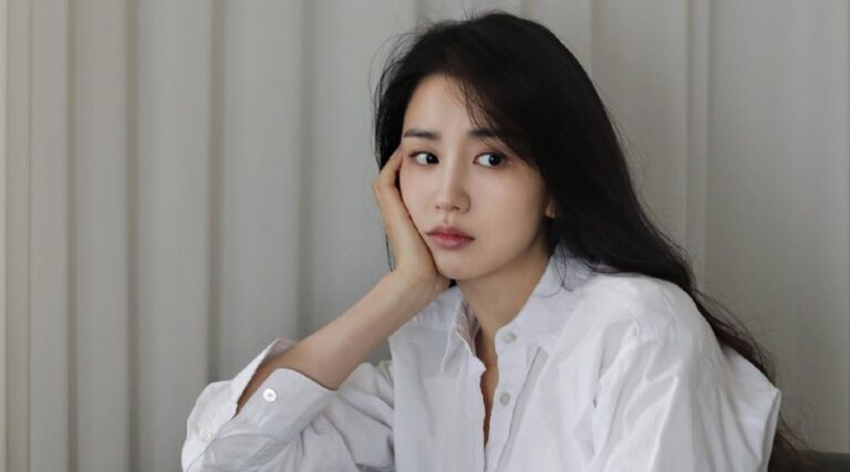 Park Ha Sun cover