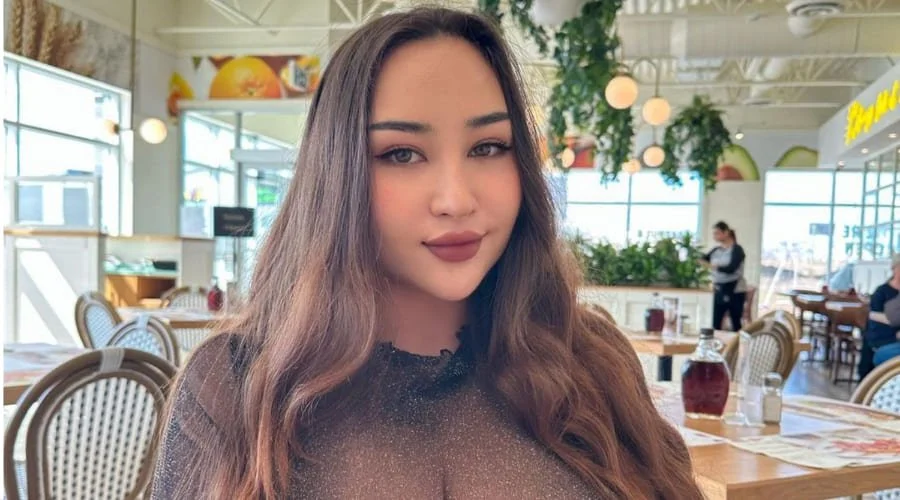 louisa khovanski