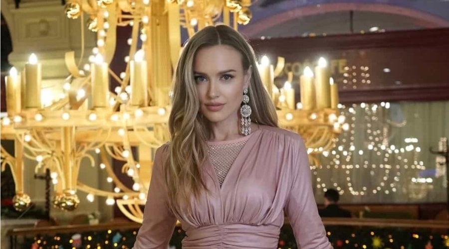 lana medkova min 1