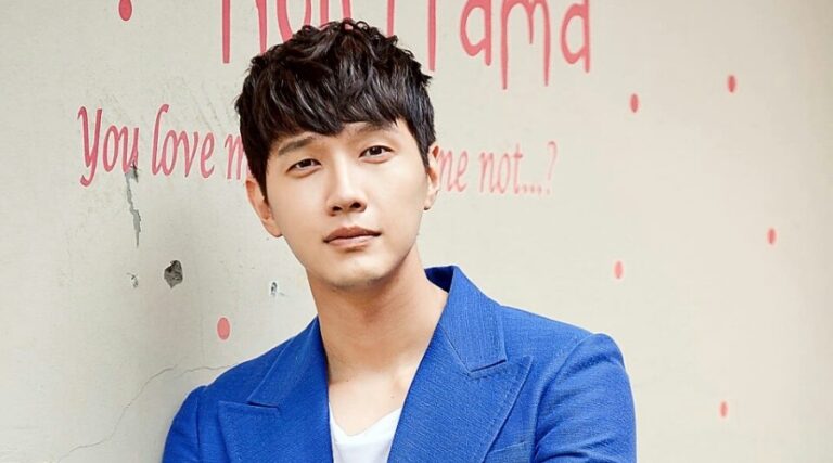 Ji Hyun Woo 8