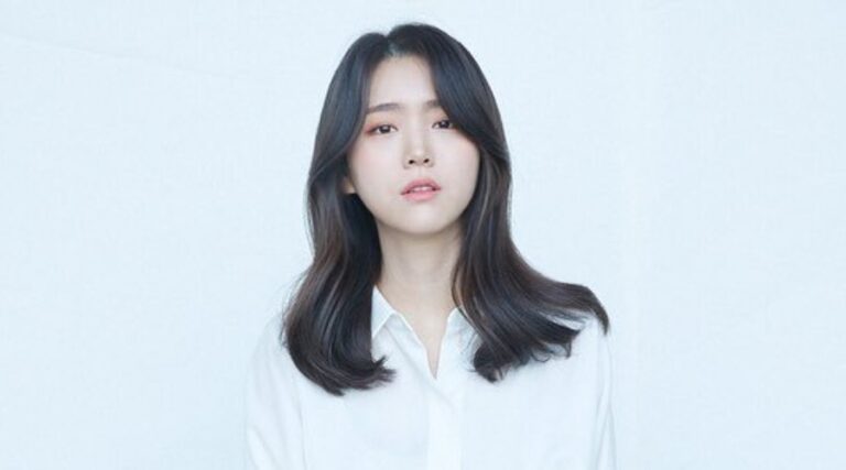 Kim Ji Eun 8