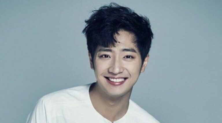 Lee Sang Yeob